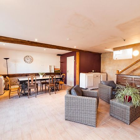 Appartement Prive Le Chardonnay, Jardin, Parking Buchères エクステリア 写真
