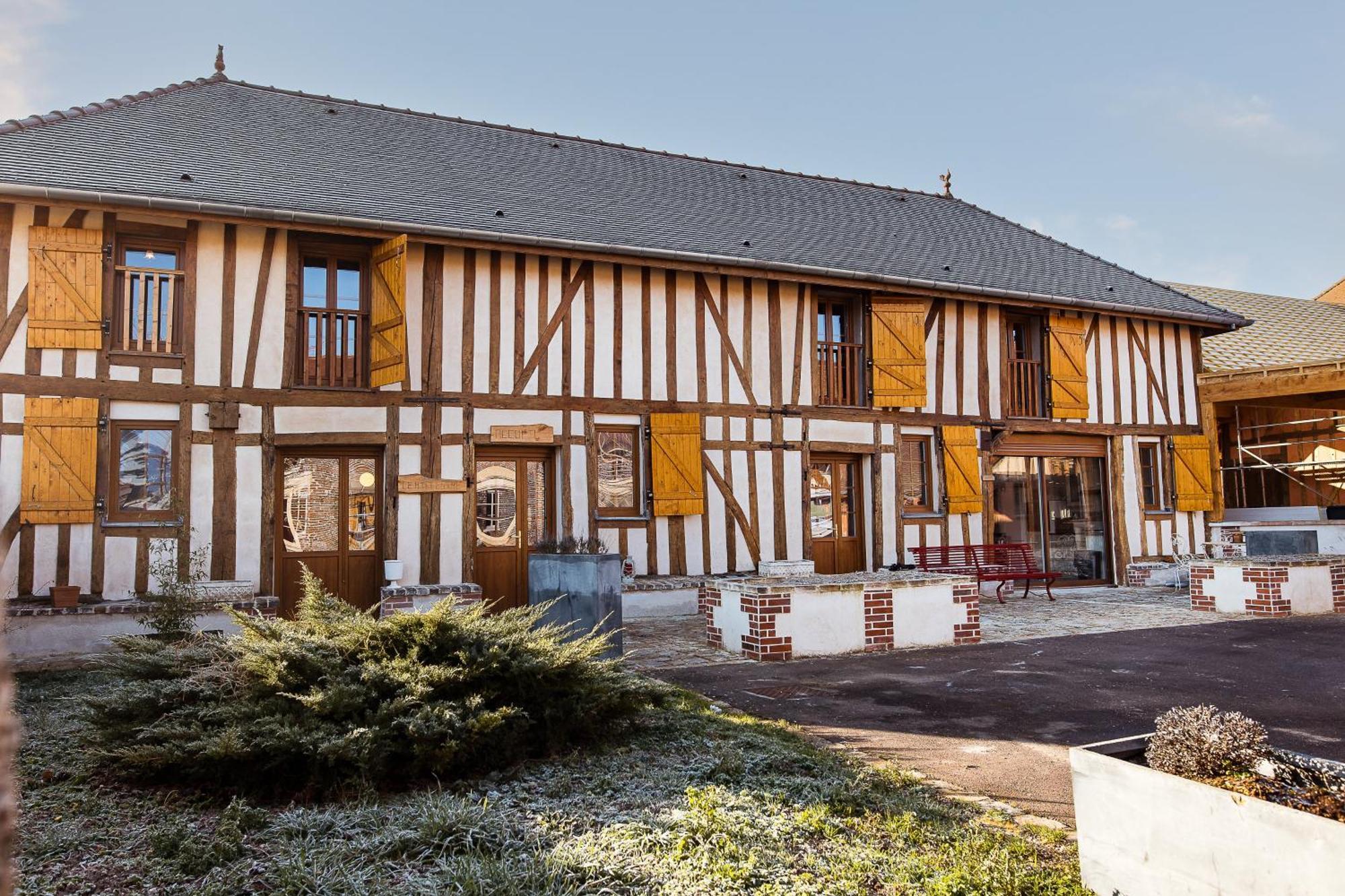 Appartement Prive Le Chardonnay, Jardin, Parking Buchères エクステリア 写真